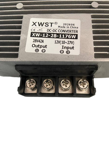 Повышающий DC-DC преобразователь XWST 12V-28V 42A 1176W герметичный